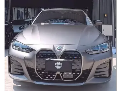 BMW i4 M50 ｜ 消光隕石灰