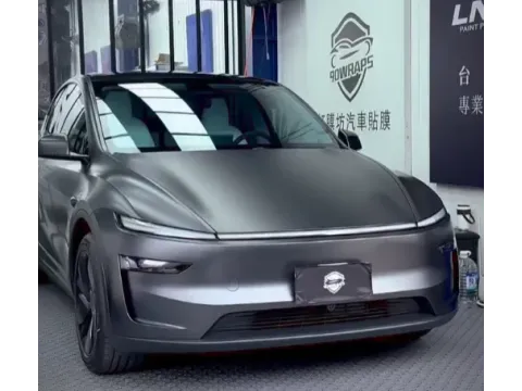 Tesla Model Y｜消光犀牛皮